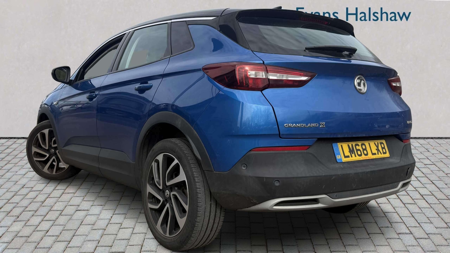 Used Vauxhall Grandland X 2018 for sale - 78052289: Photo 2