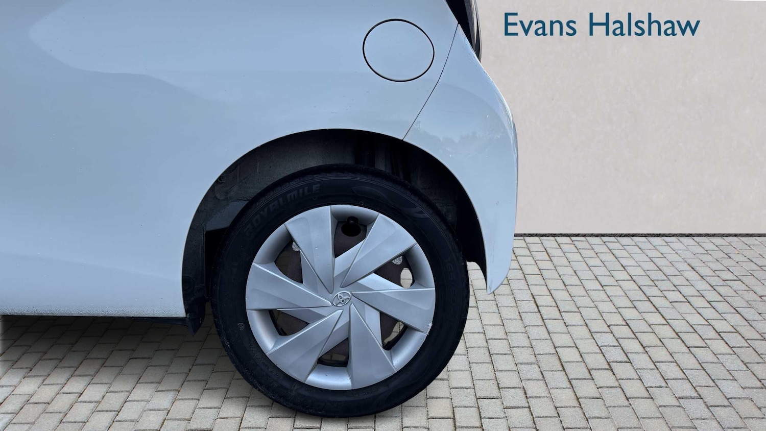 Used Toyota AYGO 2016 for sale - 77321745: Photo 11