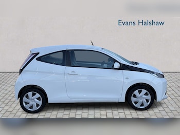 Used Toyota AYGO 2016 for sale - 77321745: Photo