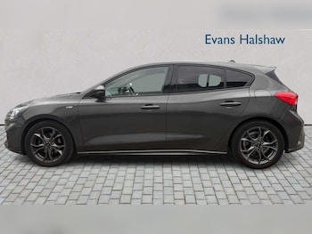Used Ford Focus 2021 for sale - 78473133: Photo