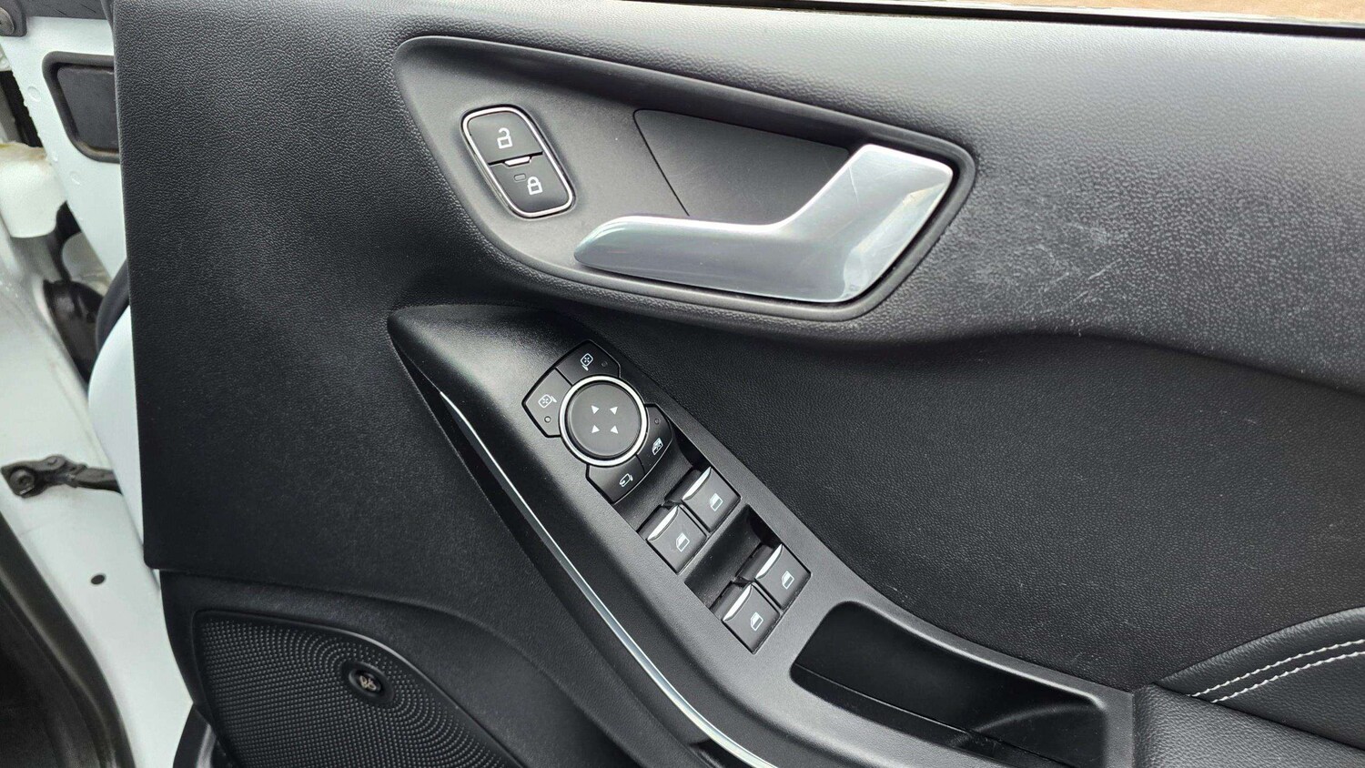 Used Ford Fiesta 2020 for sale - 75812701: Photo 19