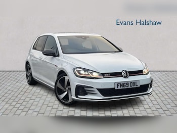 Used Volkswagen Golf 2019 for sale - 77561102: Photo
