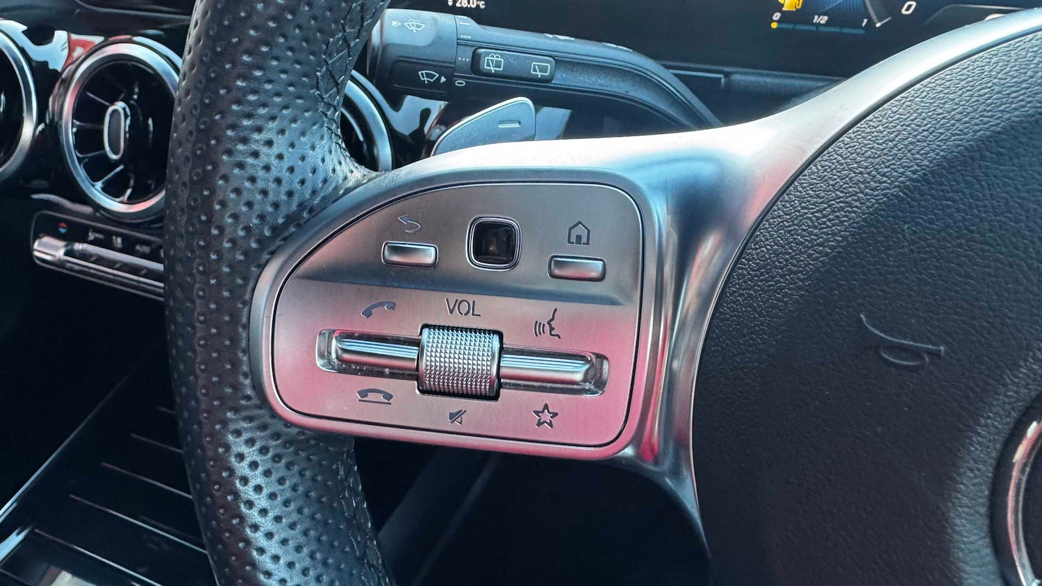 Used Mercedes-Benz GLA 2020 for sale - 77308370: Photo 16