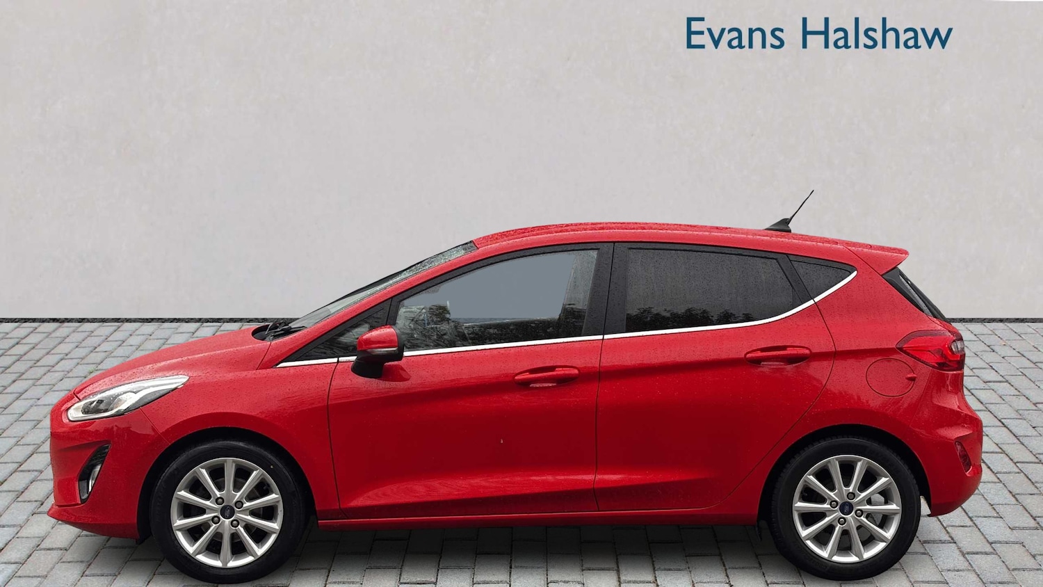 Used Ford Fiesta 2019 for sale - 76610612: Photo 3