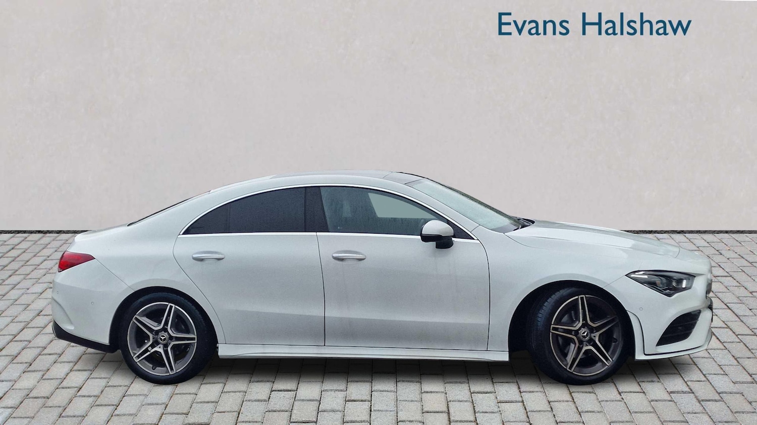 Used Mercedes-Benz CLA 2021 for sale - 76411235: Photo 2