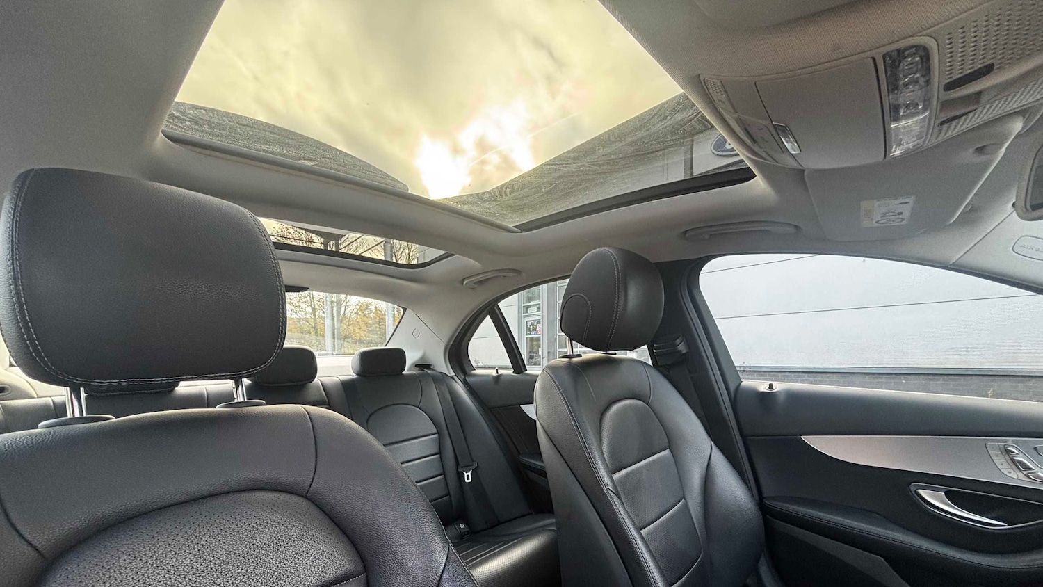 Used Mercedes-Benz C Class 2018 for sale - 76191991: Photo 13