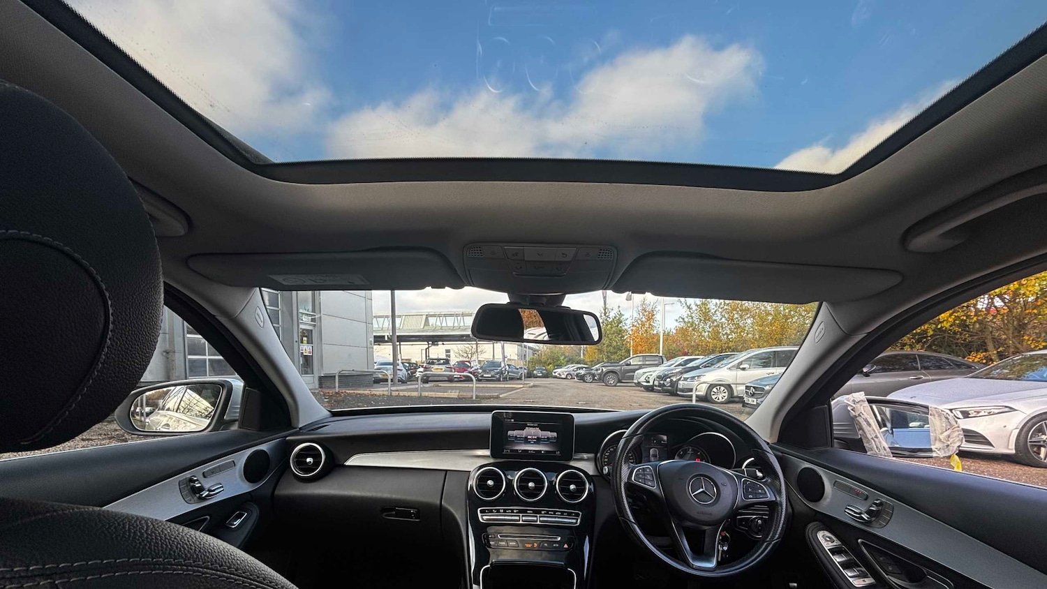 Used Mercedes-Benz C Class 2018 for sale - 76191991: Photo 6