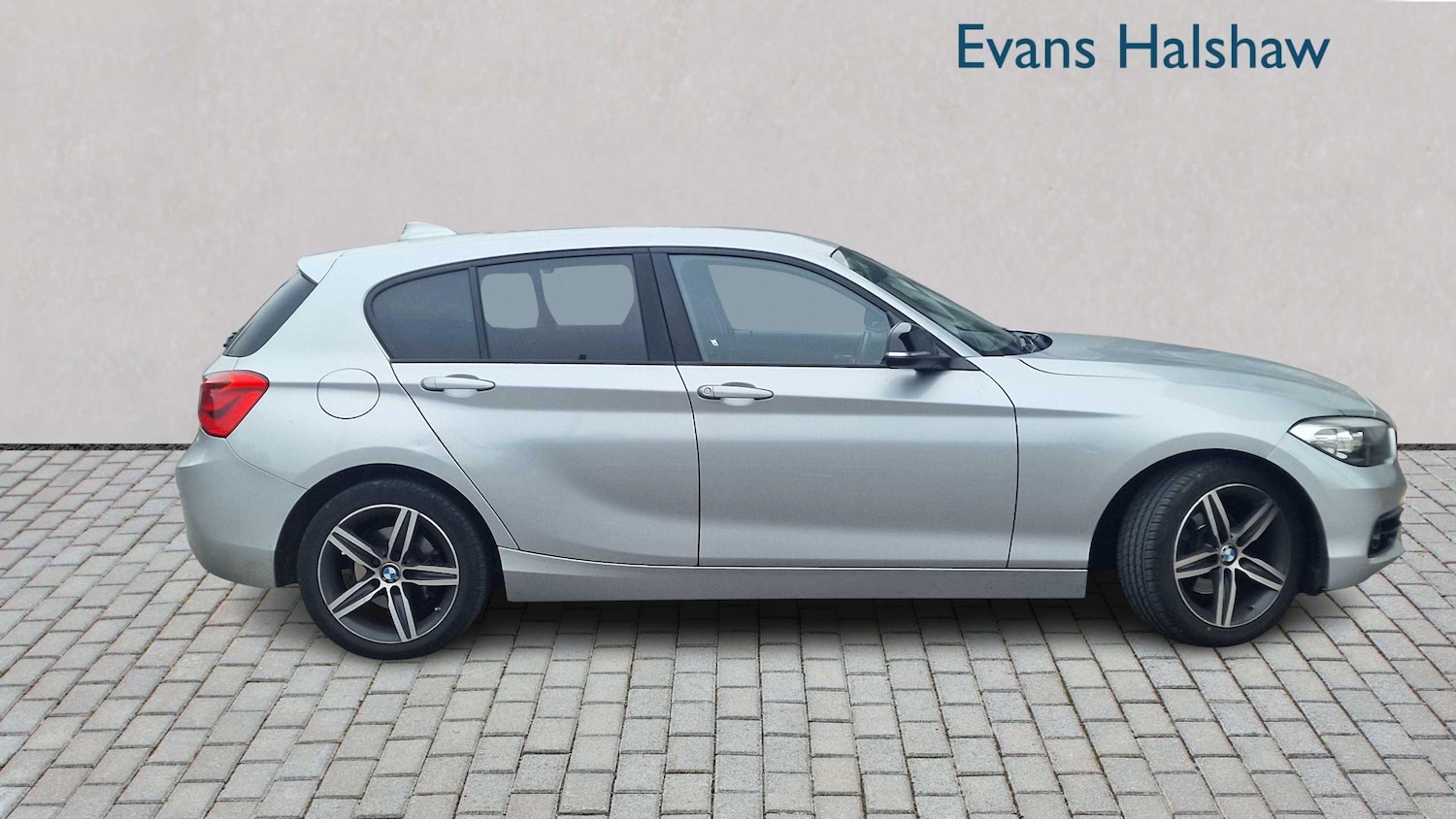 Used BMW 1 Series 2018 for sale - 76310814: Photo 2