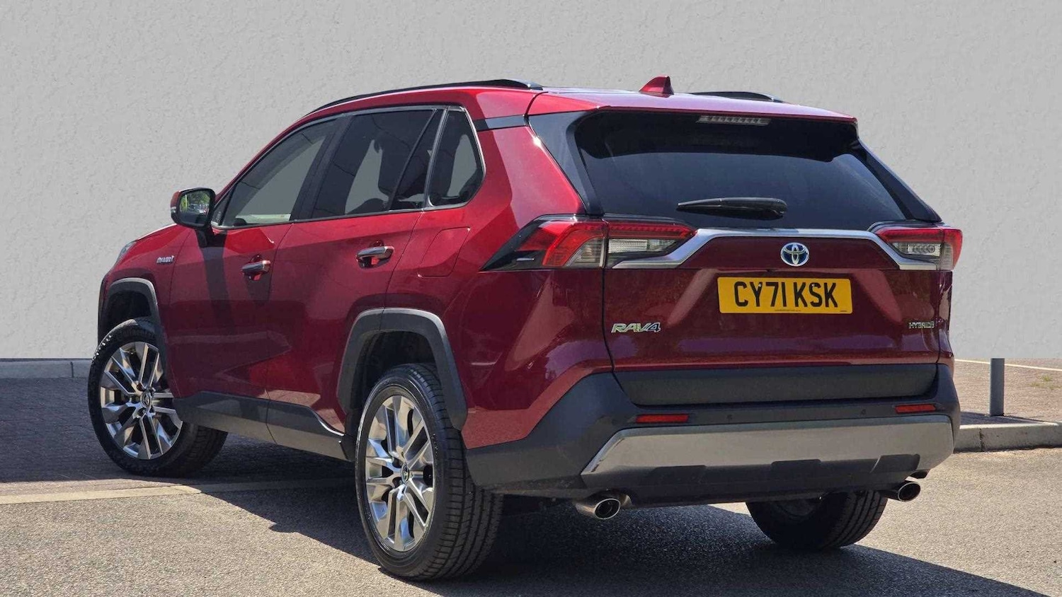 Used Toyota RAV4 2022 for sale - 76916163: Photo 2