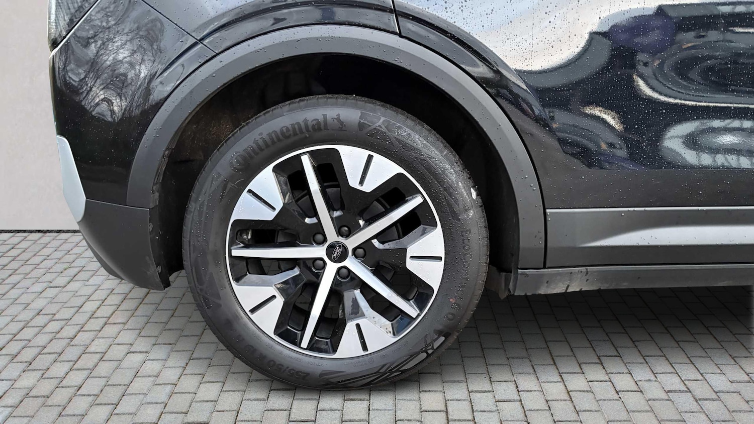 Used Ford Explorer 2024 for sale - 76732365: Photo 10