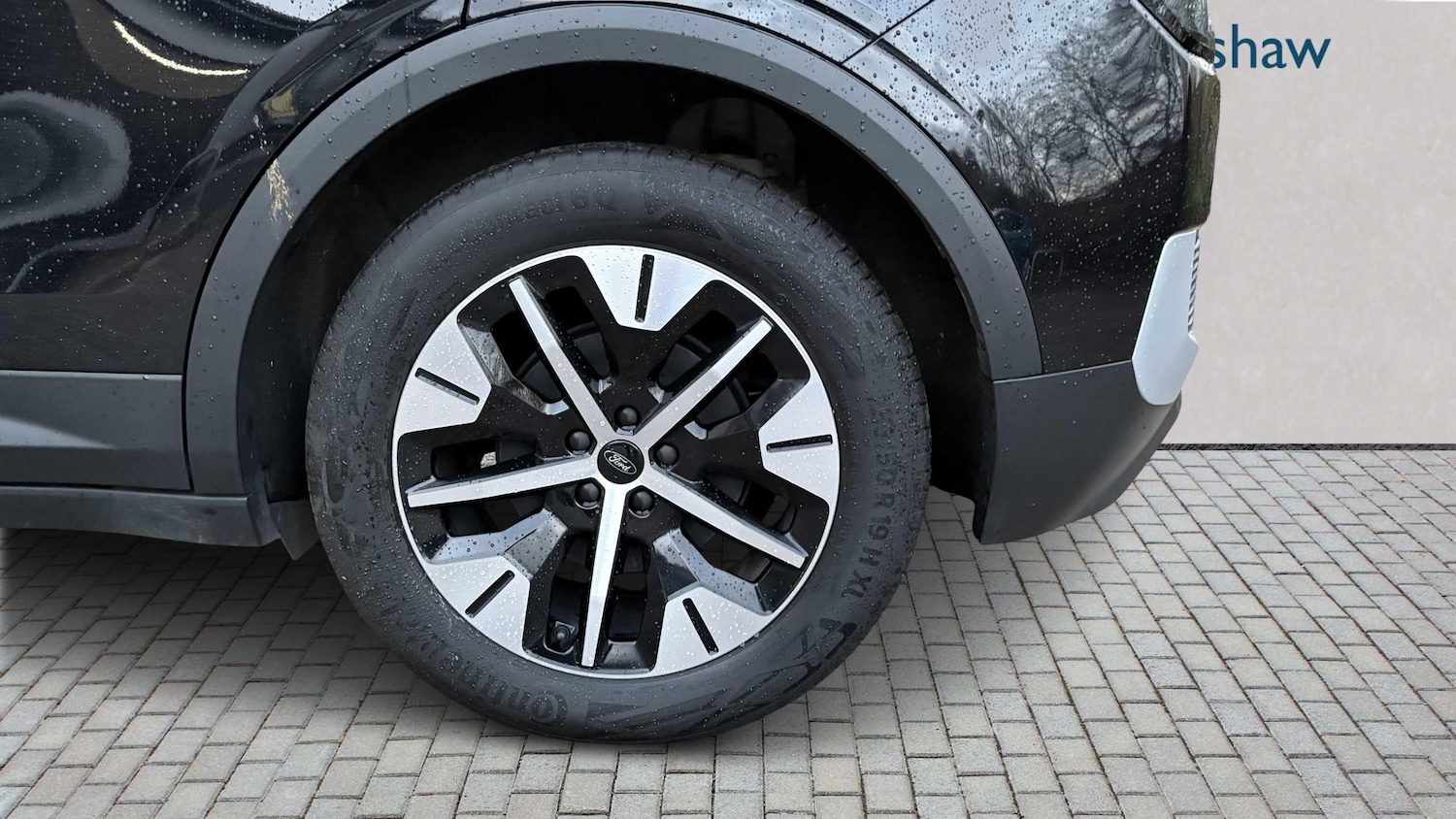 Used Ford Explorer 2024 for sale - 76732365: Photo 11