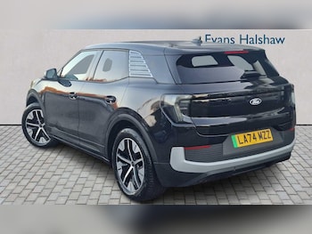 Used Ford Explorer 2024 for sale - 76732365: Photo