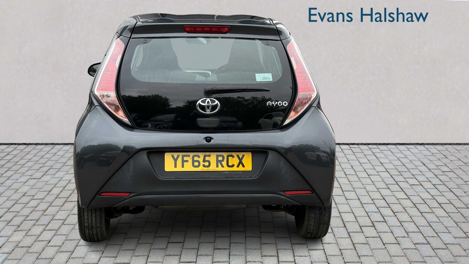 Used Toyota AYGO 2015 for sale - 76319050: Photo 6