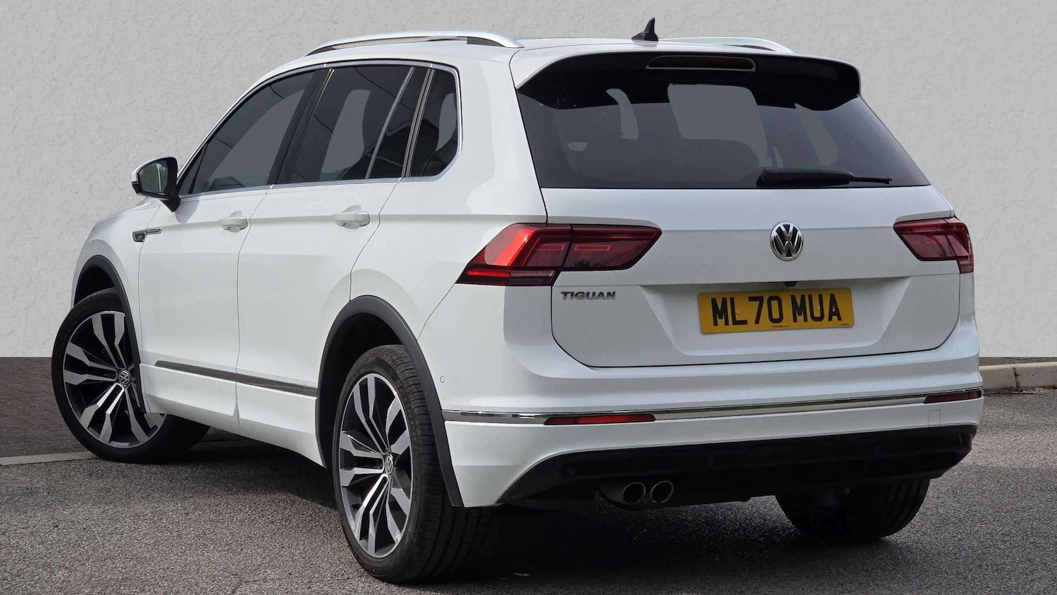 Used Volkswagen Tiguan 2020 for sale - 76113431: Photo 2