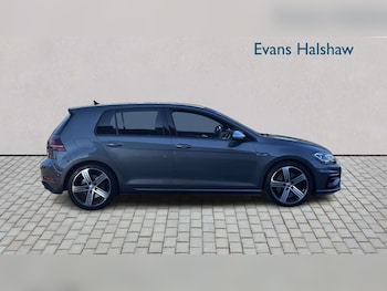 Used Volkswagen Golf 2019 for sale - 77740961: Photo