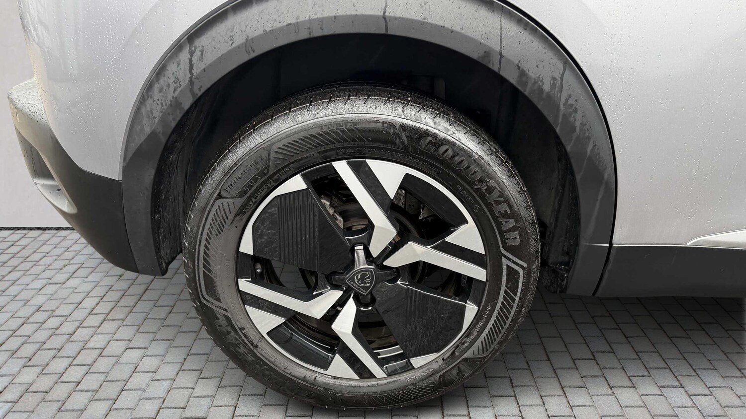 Used Peugeot 2008 2024 for sale - 77270115: Photo 10