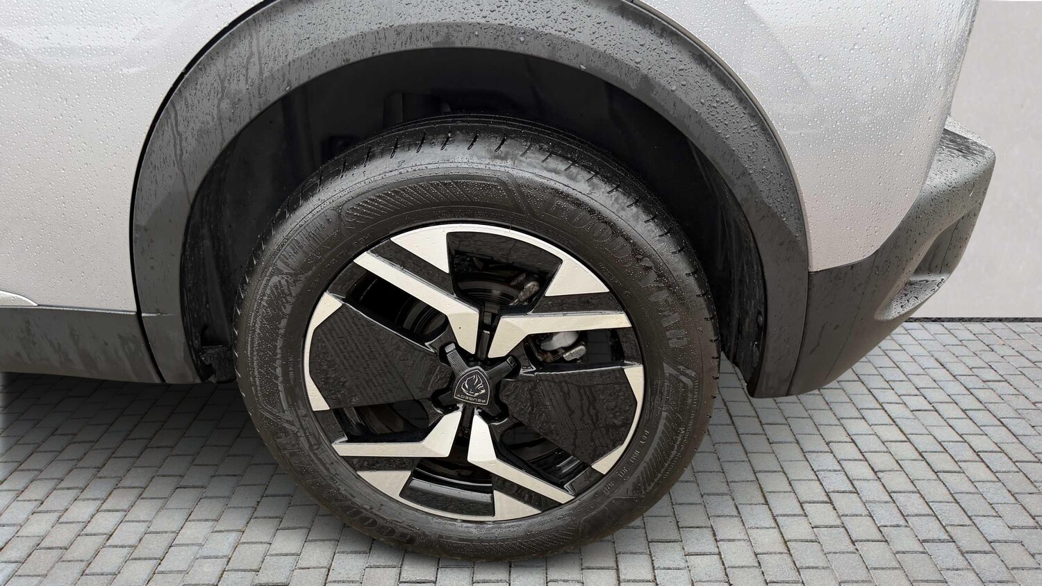 Used Peugeot 2008 2024 for sale - 77270115: Photo 11