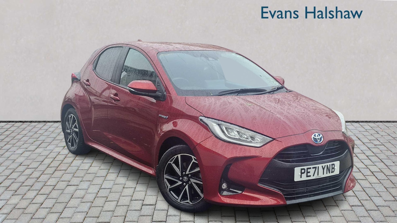 Used Toyota Yaris 2021 for sale - 76705239: Photo 1