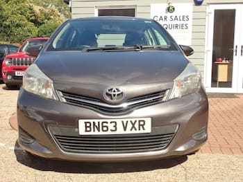 Used Toyota Yaris 2013 for sale - 79667198: Photo