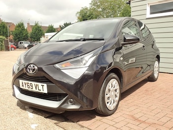 Used Toyota AYGO 2019 for sale - 79598132: Photo