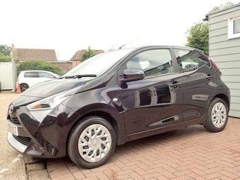 Used Toyota AYGO 2019 for sale - 79598132: Photo