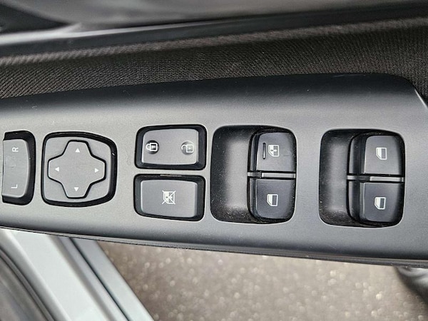 Used Hyundai KONA 2018 for sale - 76290246: Photo 18