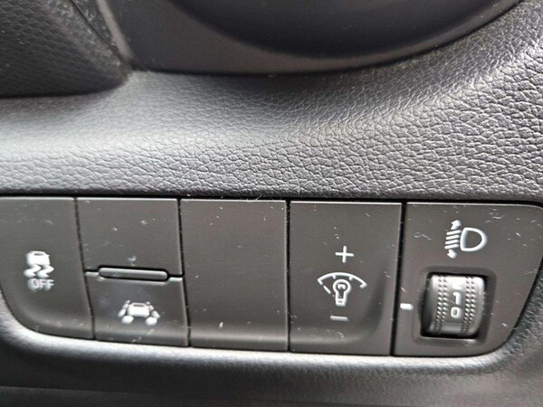 Used Hyundai KONA 2018 for sale - 76290246: Photo 19