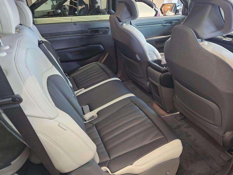 Used Kia EV9 for sale - 77447312: Photo 15