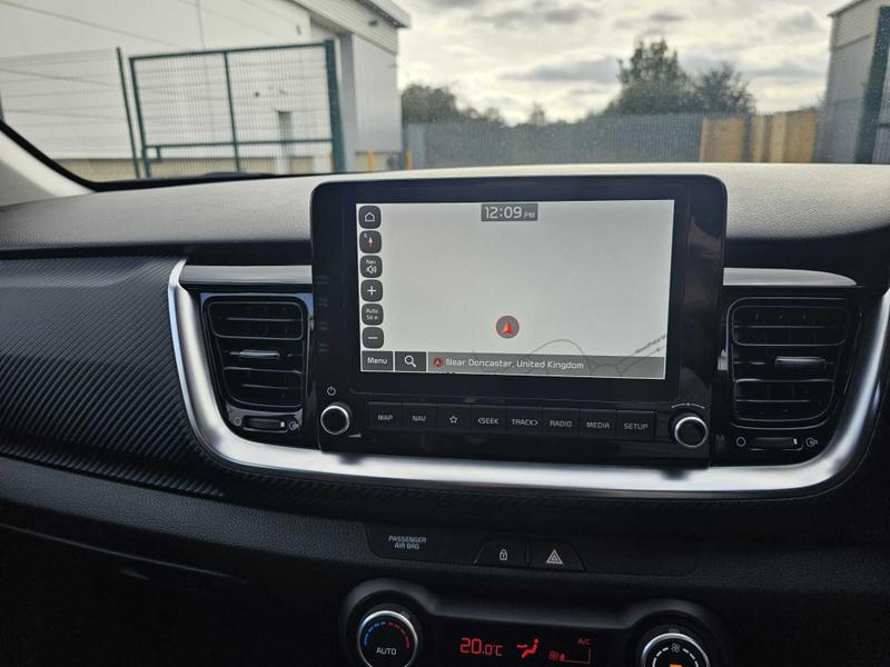 Used Kia Stonic for sale - 75995309: Photo 28