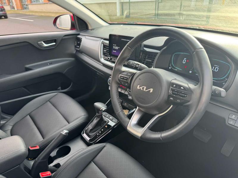 Used Kia Stonic 2024 for sale - 76895480: Photo 18