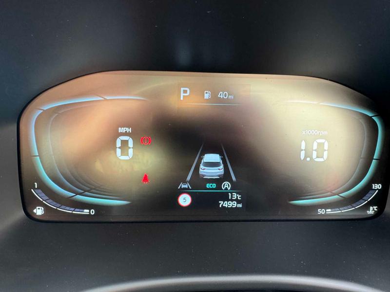 Used Kia Stonic 2024 for sale - 76895480: Photo 20