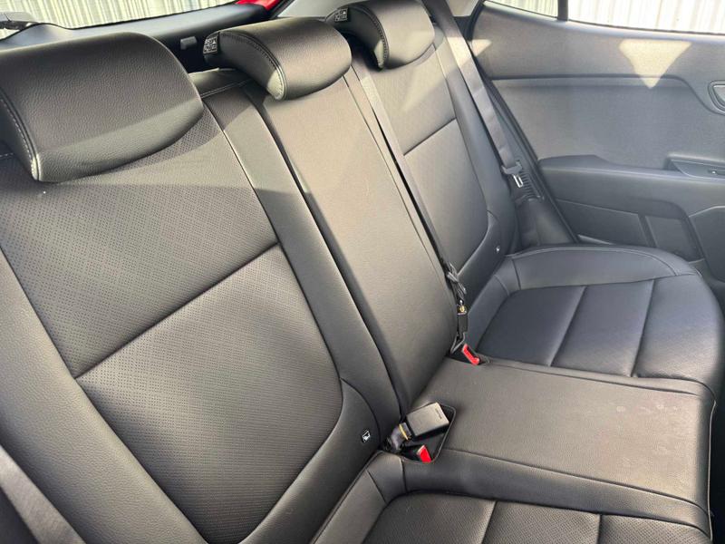 Used Kia Stonic 2024 for sale - 76895480: Photo 34