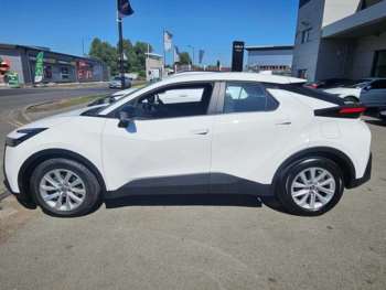 Used Toyota C-HR 2024 for sale - 74710340: Photo