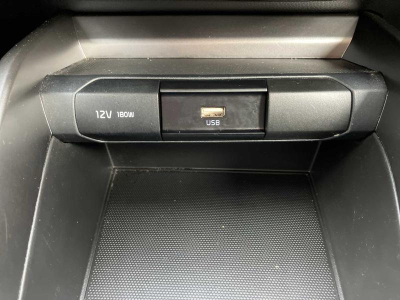 Used Kia Stonic 2024 for sale - 76640964: Photo 13