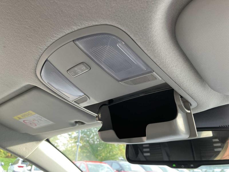 Used Kia Stonic 2024 for sale - 76640964: Photo 38