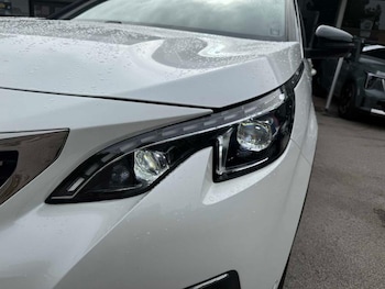 Used Peugeot 3008 2020 for sale - 79232506: Photo