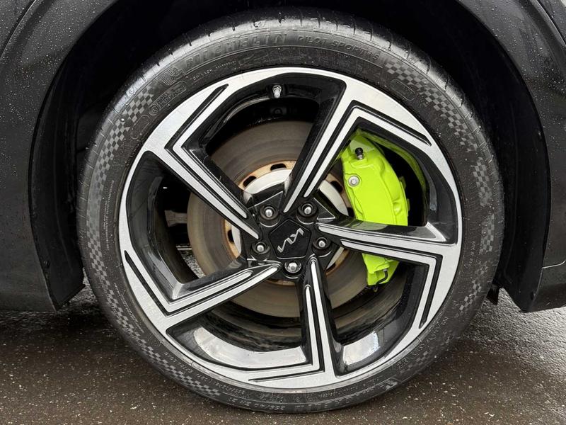 Used Kia EV6 2023 for sale - 76684846: Photo 9