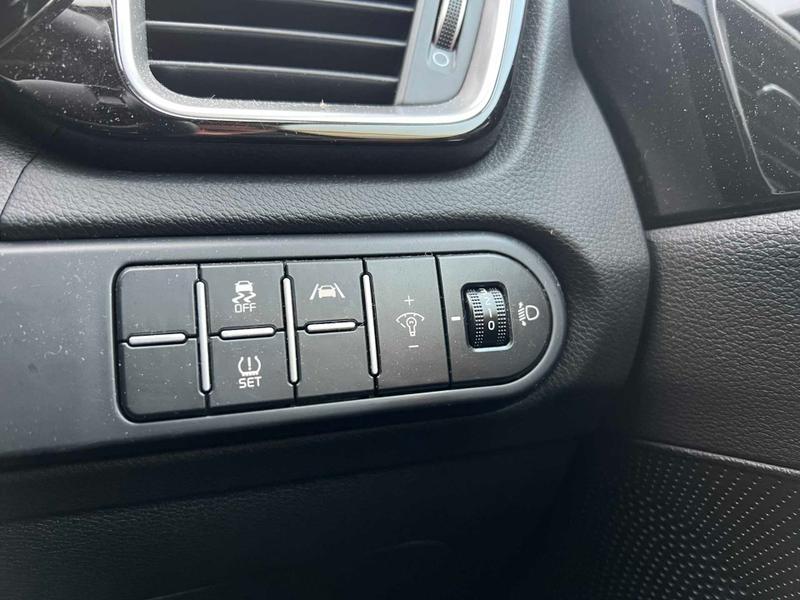 Used Kia XCeed 2023 for sale - 76895476: Photo 36