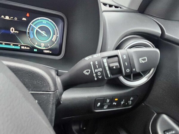 Used Hyundai KONA 2022 for sale - 76271447: Photo 32