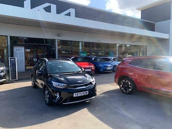 Used Kia Stonic 2025 for sale - 79852146: Photo