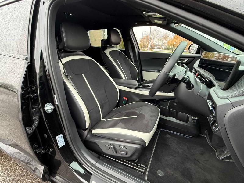 Used Kia EV6 2024 for sale - 76748191: Photo 35