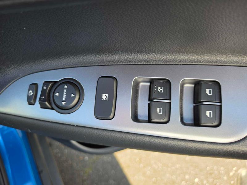 Used Kia Stonic 2024 for sale - 77934958: Photo 21