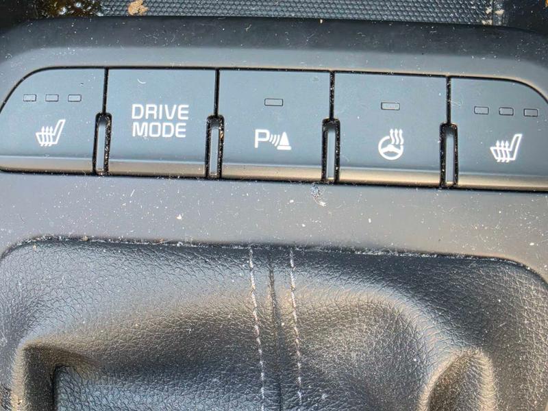 Used Kia Stonic 2024 for sale - 77934958: Photo 31