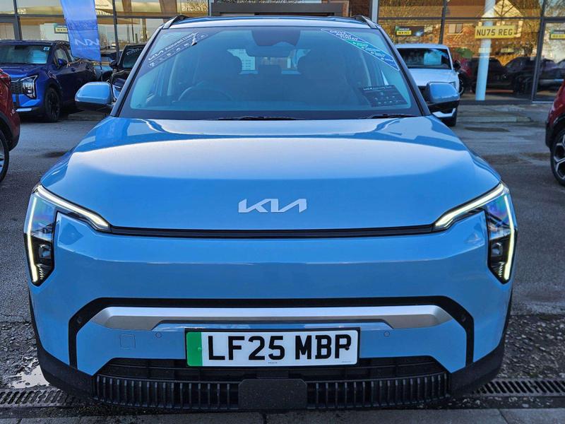 Used Kia EV3 2025 for sale - 77973678: Photo 2