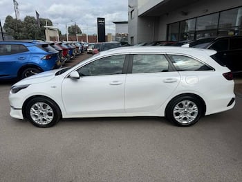Used Kia Ceed 2025 for sale - 79674641: Photo