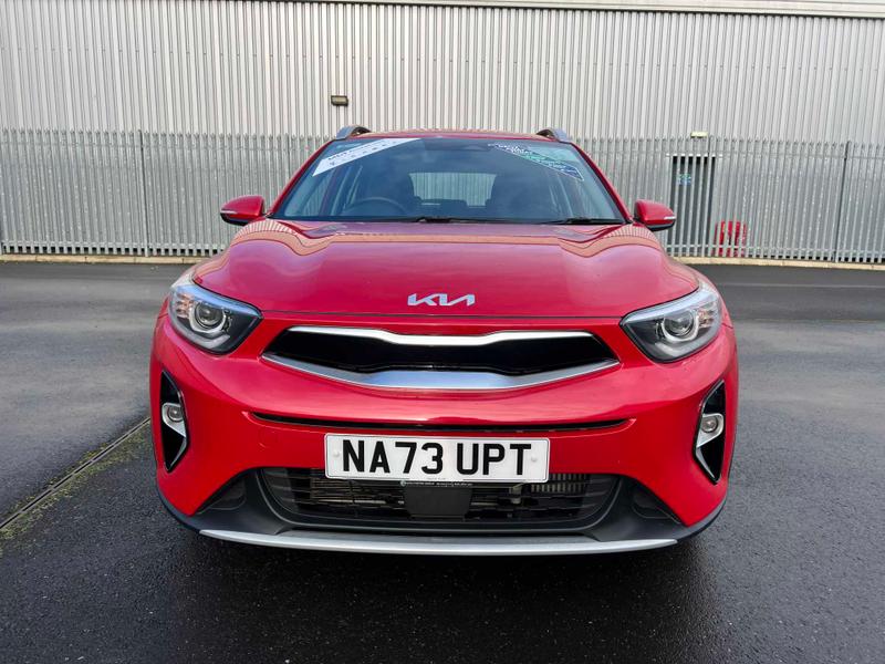 Used Kia Stonic 2023 for sale - 76631365: Photo 2