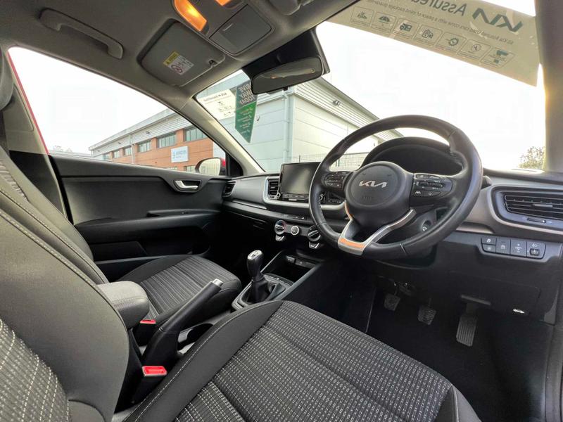 Used Kia Stonic 2023 for sale - 76631365: Photo 21