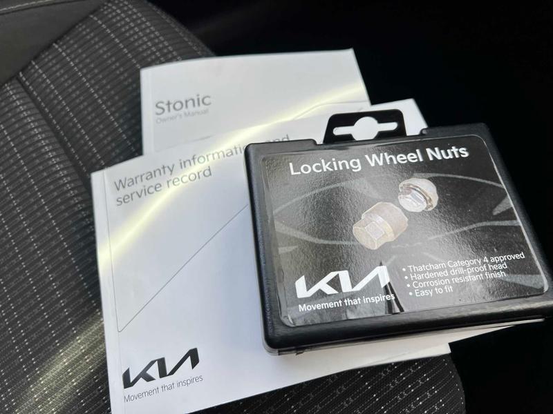 Used Kia Stonic 2023 for sale - 76631365: Photo 39