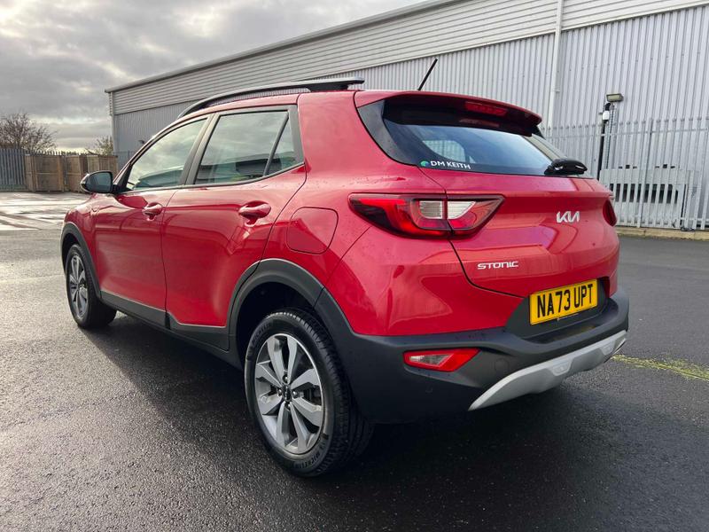 Used Kia Stonic 2023 for sale - 76631365: Photo 5