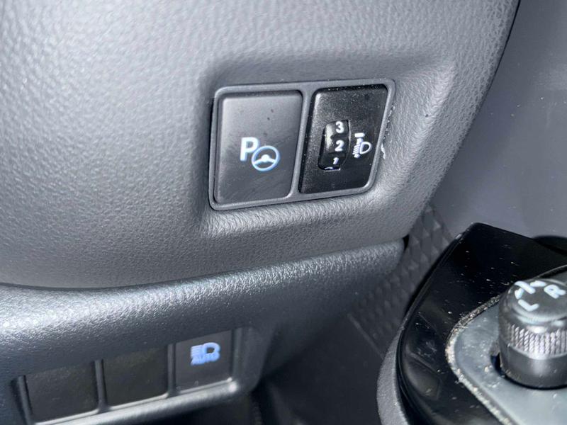 Used Toyota C-HR for sale - 77825946: Photo 19